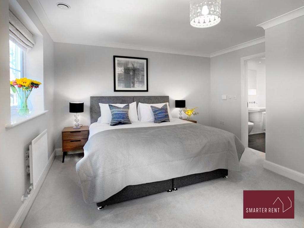 Maidenhead, Leander - 3 Bedroom - Parking & Garden Eksteriør bilde